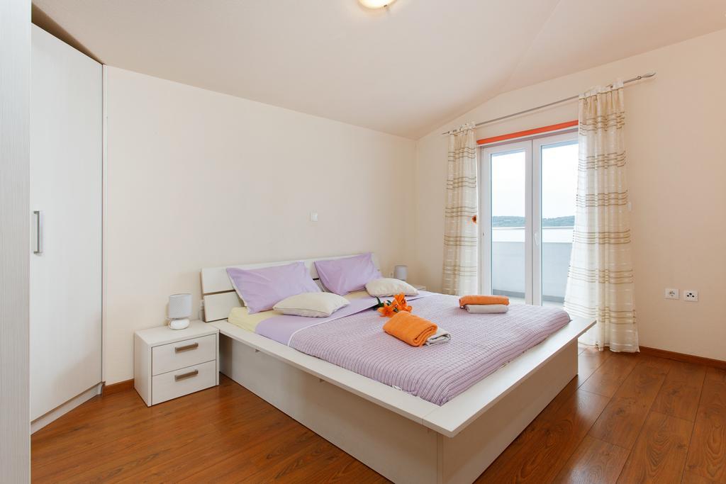 Apartment Gold Trogir Quarto foto